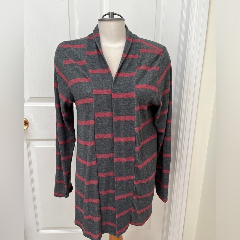 Cool Melin cardigan sweater size X-Large